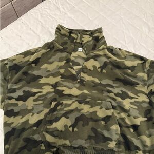 Old Navy Camouflage Zip-Up Fleece